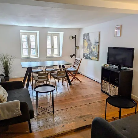 Appartement Triplex Place De La Cathédrale *